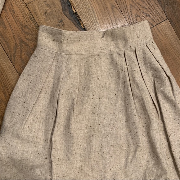 Vintage Woman’s Beige Linen Skirt Suit Set Size 3/4 - Picture 9 of 10